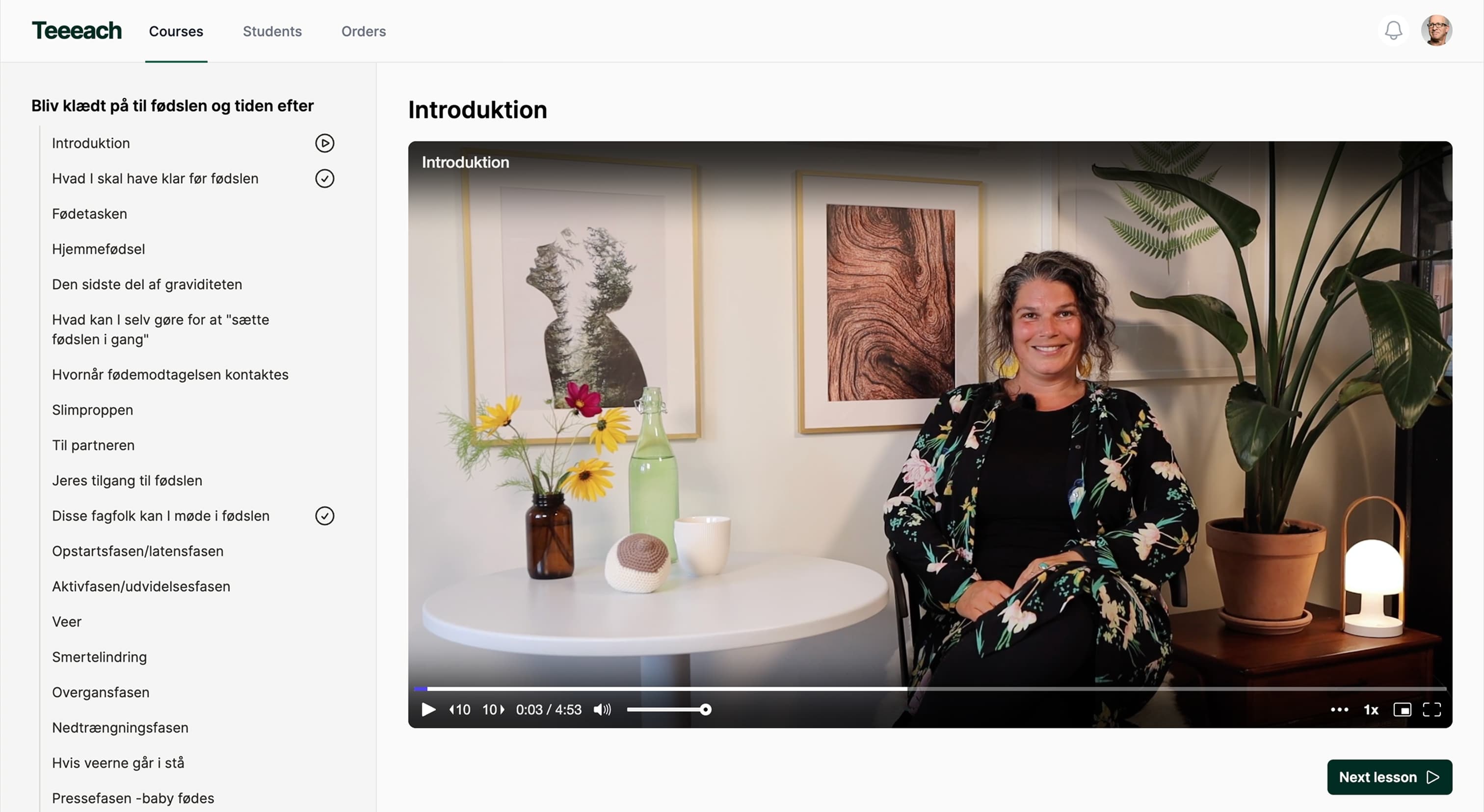 Teeeach is a super simple video course platform